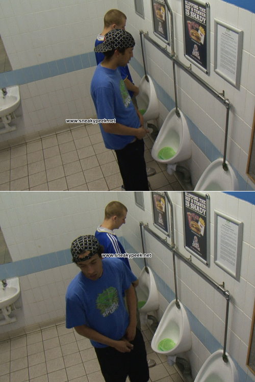 toilet gay voyeur